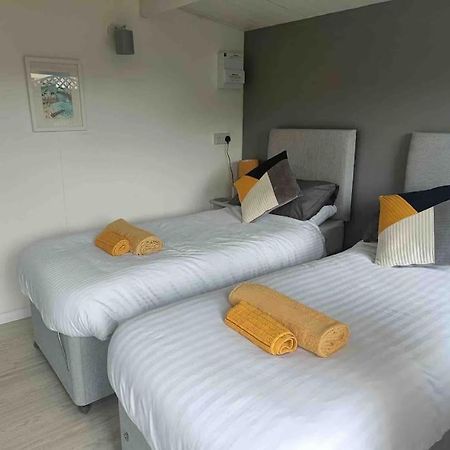 Private Lodge Close To Beaches And Goodwood Felpham Zewnętrze zdjęcie