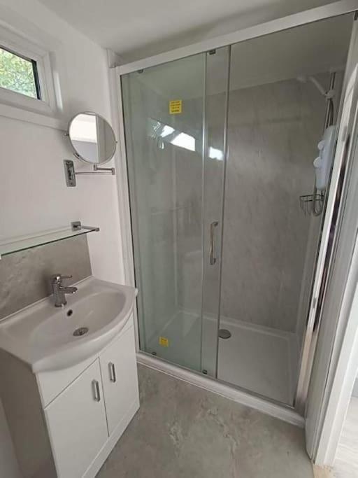 Private Lodge Close To Beaches And Goodwood Felpham Zewnętrze zdjęcie