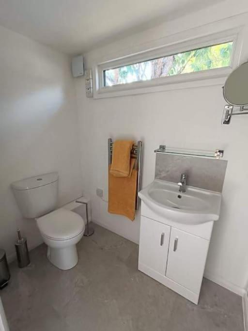 Private Lodge Close To Beaches And Goodwood Felpham Zewnętrze zdjęcie